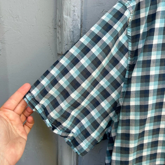 John Varvatos  Plaid Check Button-down, size XXL - Picture 4 of 7